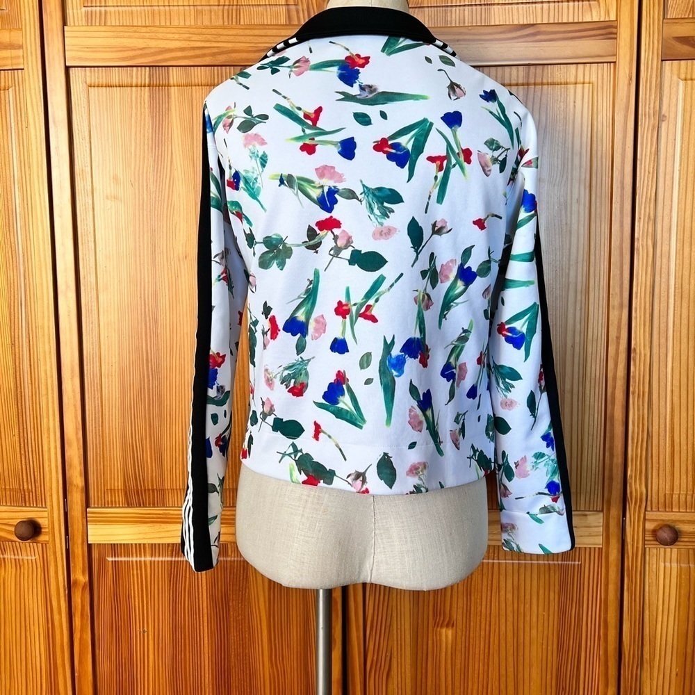 Adidas Trefoil Stripes Floral Cropped Full Zip Track Jacket Casual Trendy - Picture 3 of 10